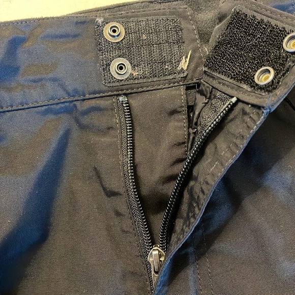 Snow Pants - Picture 4 of 10